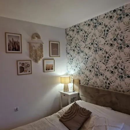 Apartment Vizzit Us Twarda Warsaw